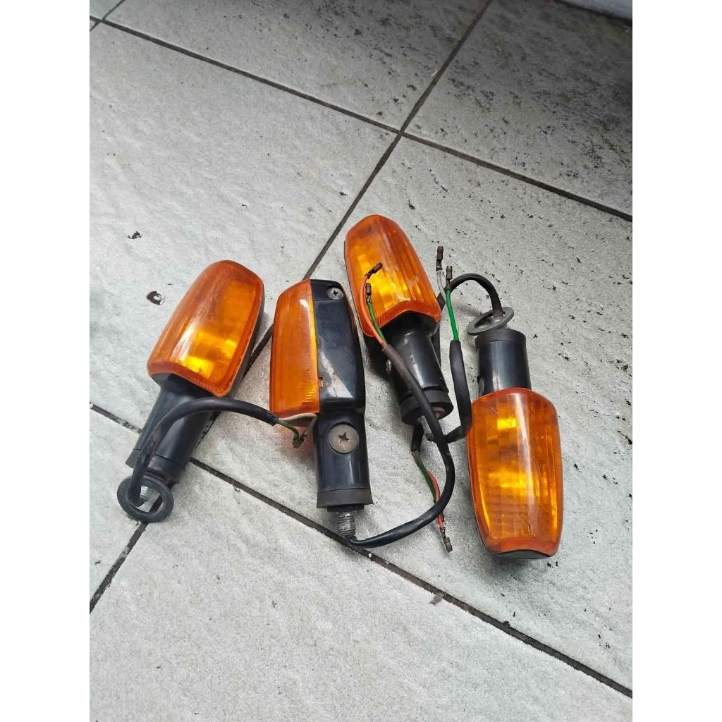 LAMPU SEND MEGAPRO PRIMUS SET DEPAN BELKANG