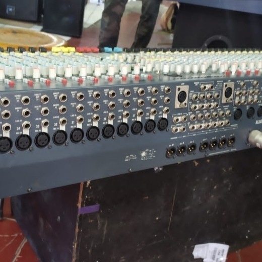 Mixer Audio Allen Heath GL-2400 40CH / GL2400 40 Channel - Profesional