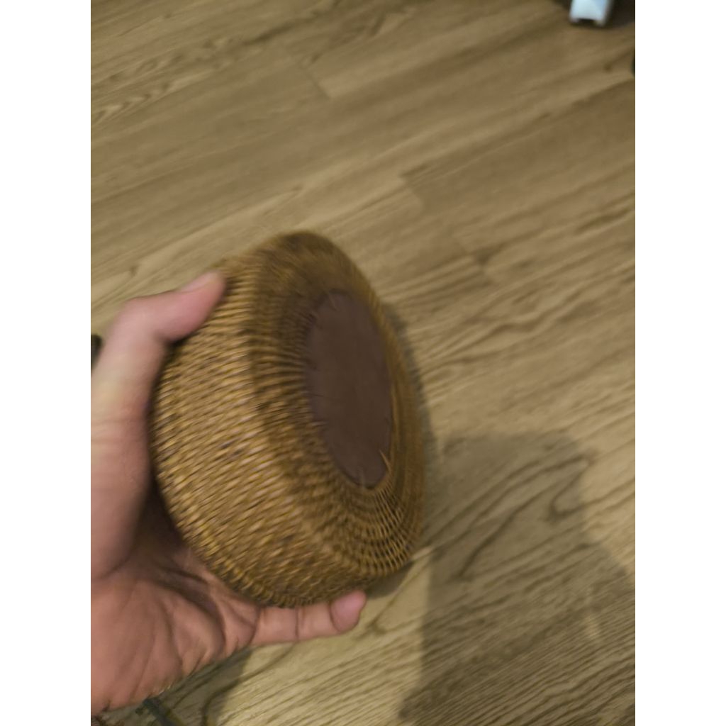 Kotak Perhiasan Anyaman  Rotan ukiran kayu keras vintage