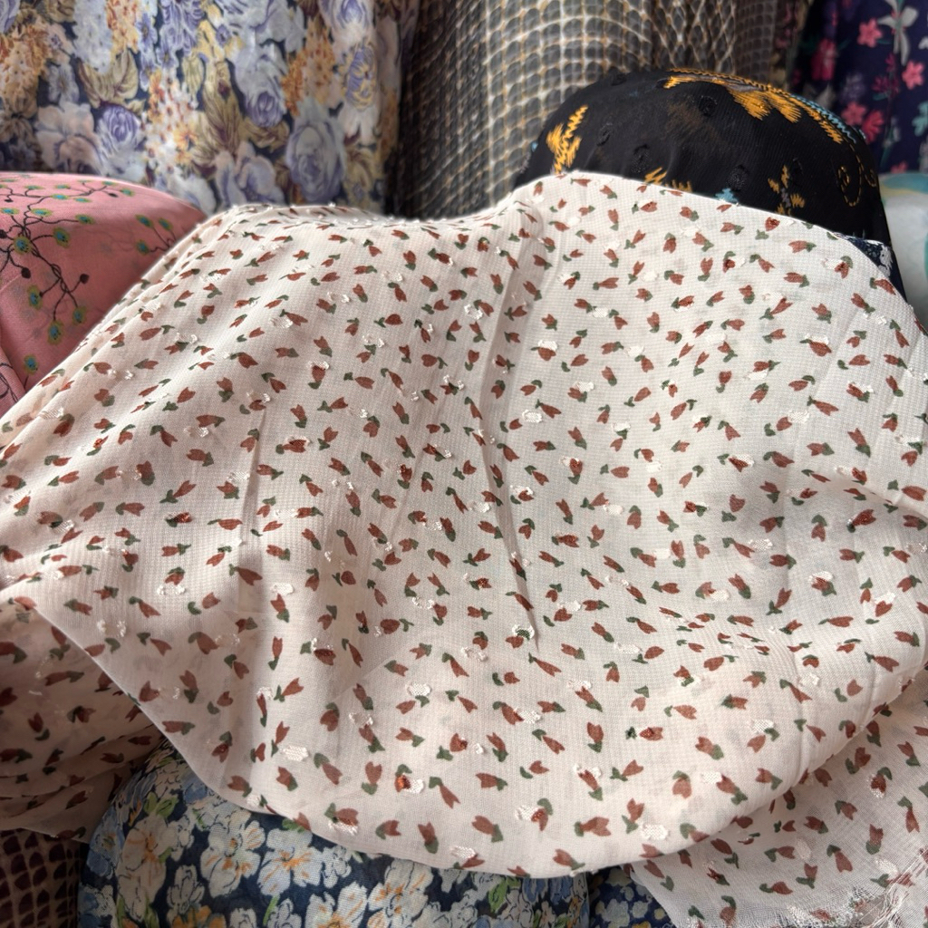 Kain Sifon Uragiri  - Kain Ceruty Rubiah Premium – Kain rubiah Bahan Timbul Lembut untuk Gamis & Hij