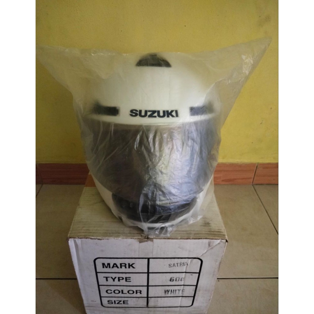 HELM SUZUKI SATRIA 2TAK ASLI ORIGINAL