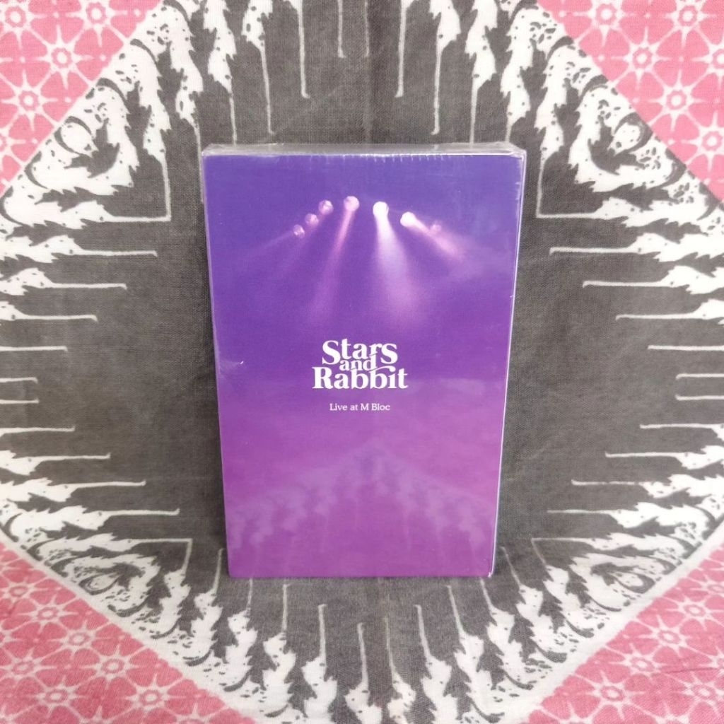 Kaset Stars and Rabbit - Live at MBloc - Segel