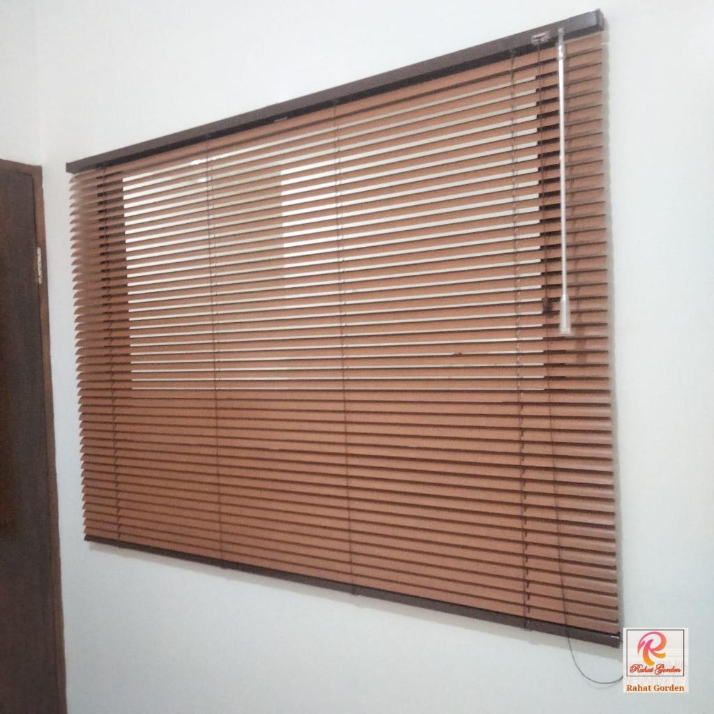 venetian blinds serat kayu tirai gulung sharp point