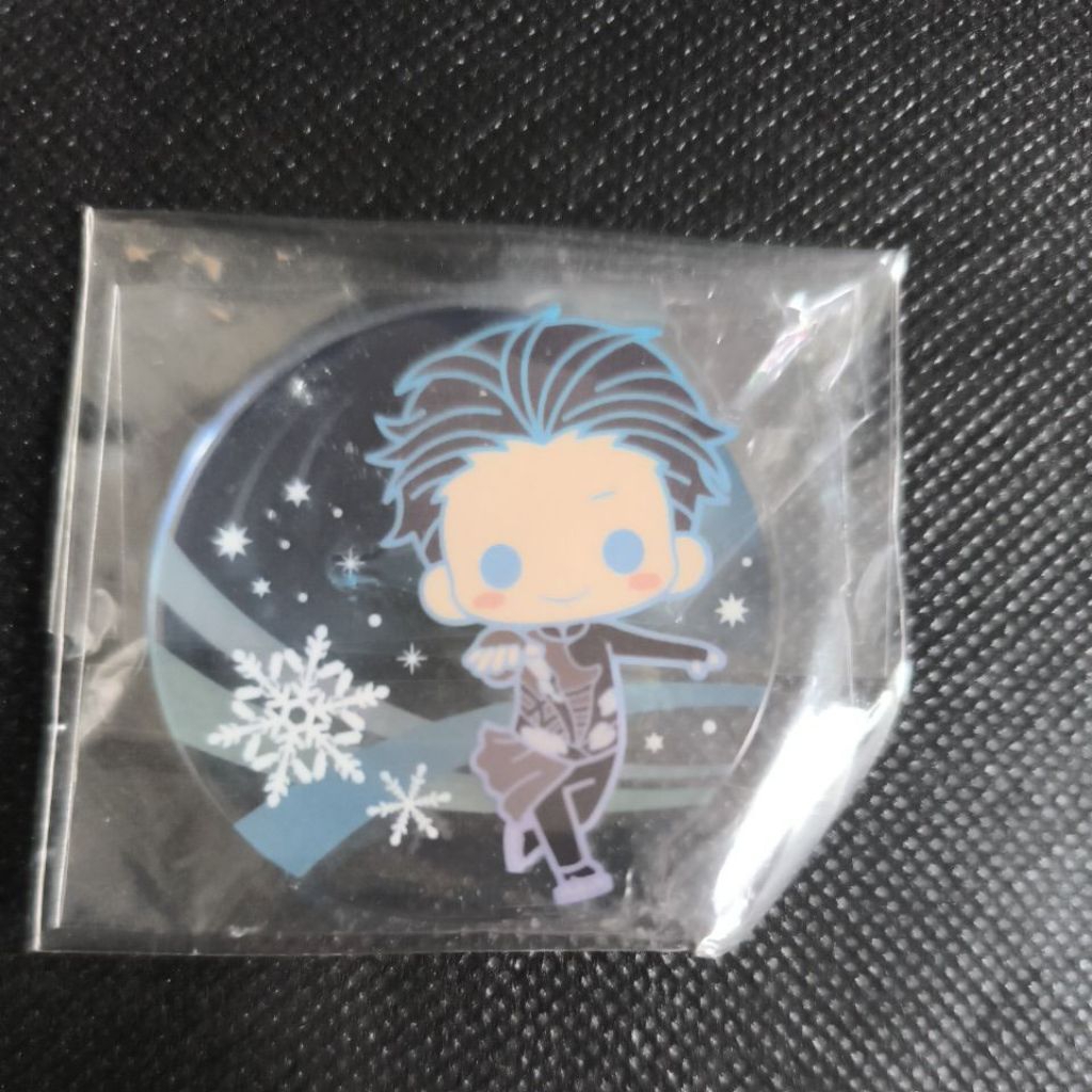 Pin Akrilik Yuri on Ice
