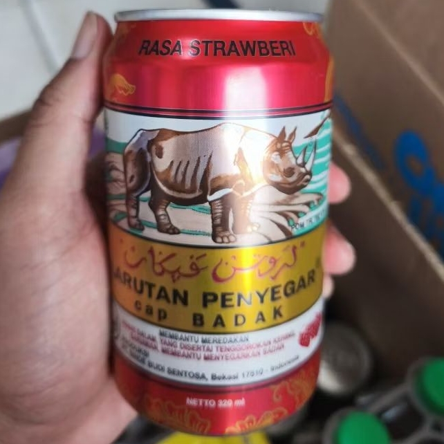 

Larutan Cap Badak 320ml Rasa Stroberi