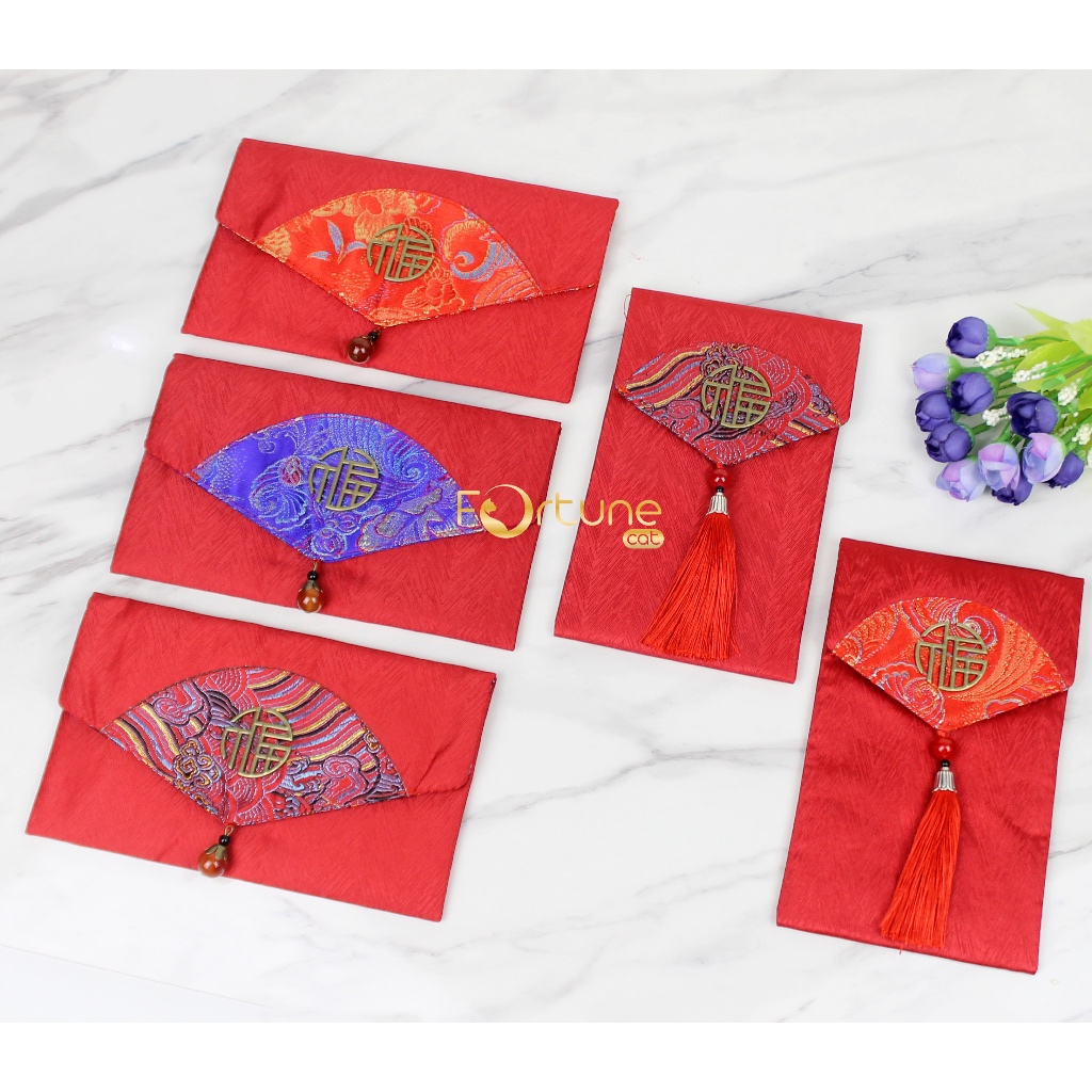 

HJK Angpao Kain Imlek 2026 Fu Keberuntungan Dompet Gantungan Tebal Terbaru