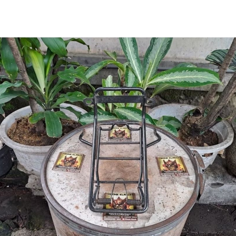 rak kranjang jepit suzuki rc 80 rc 100 bravo crystal ORIGINAL rak kranjang jepit rc80 rc100 rc110 rc