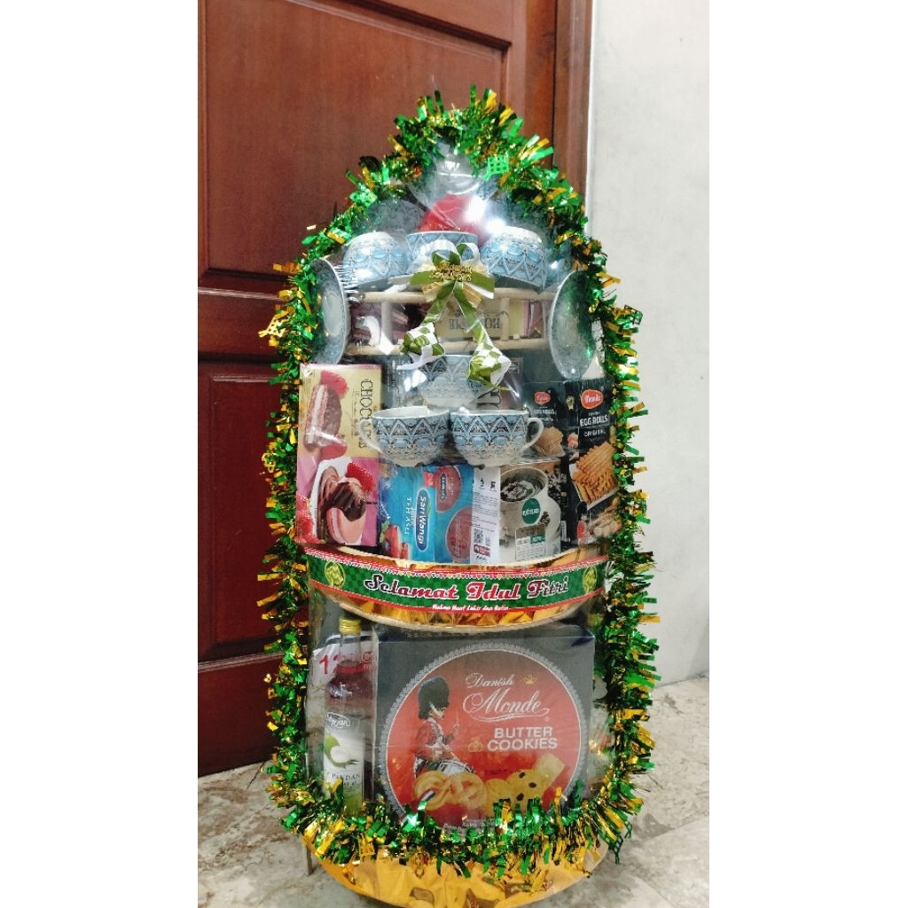 

Parcel Mewah Premium Aesthetic untuk IdulFitri/Imlek/Natal