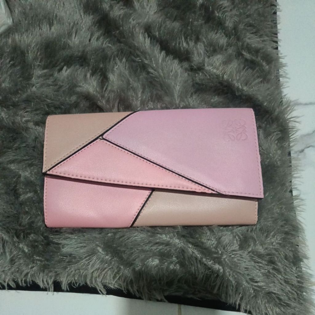 Dompet Loewe ( Preloved Pribadi )