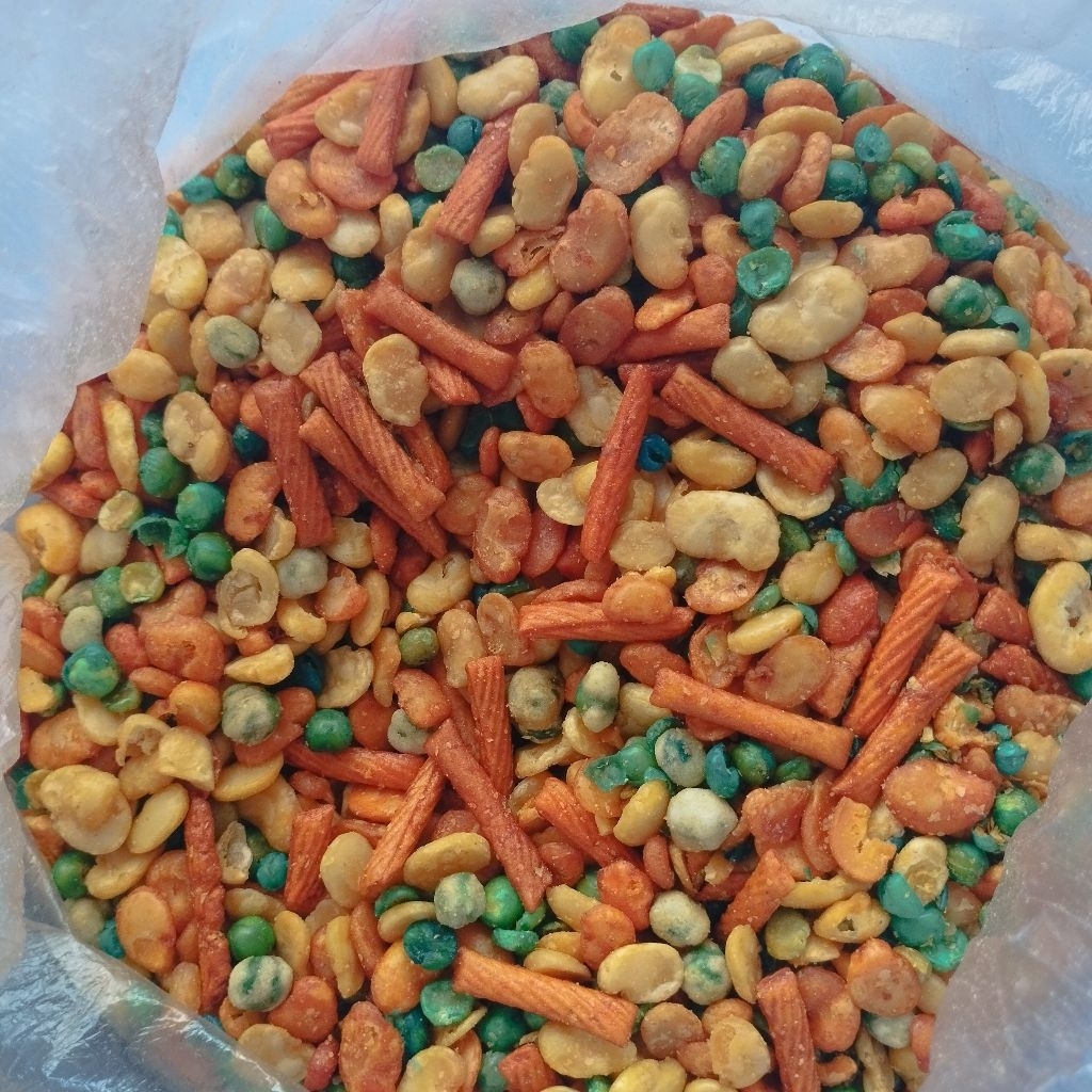 

Camilan Kacang Campur | Kapri Tepung, Kapri Ijo, Stik Pedas, Kacang Koro | Aneka Cemilan dan Snack Nyamikan Jogja