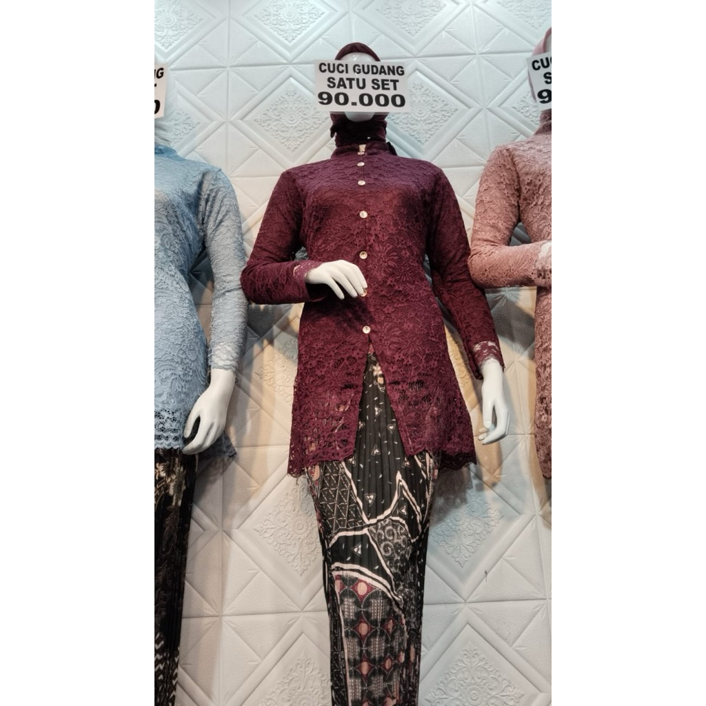 Kebaya 1 Set Atasan dan Bawahan Rok Plisket