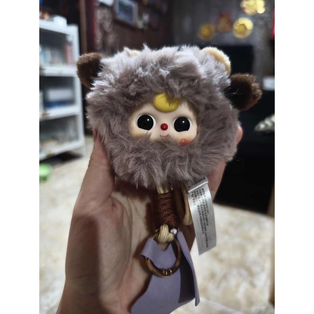 

Baby Three Lanyard Kambing Mata Juling