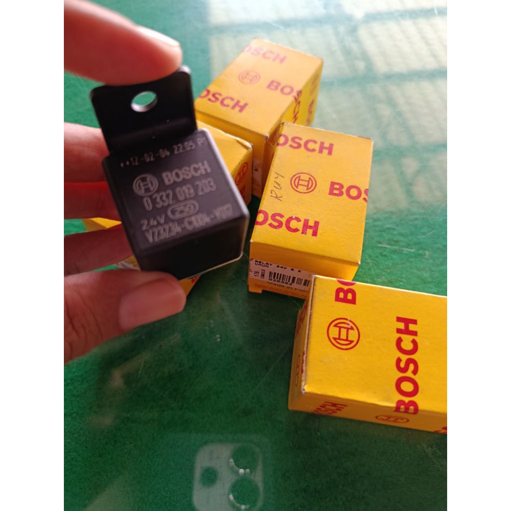 Relay 24 volt kaki 5 original