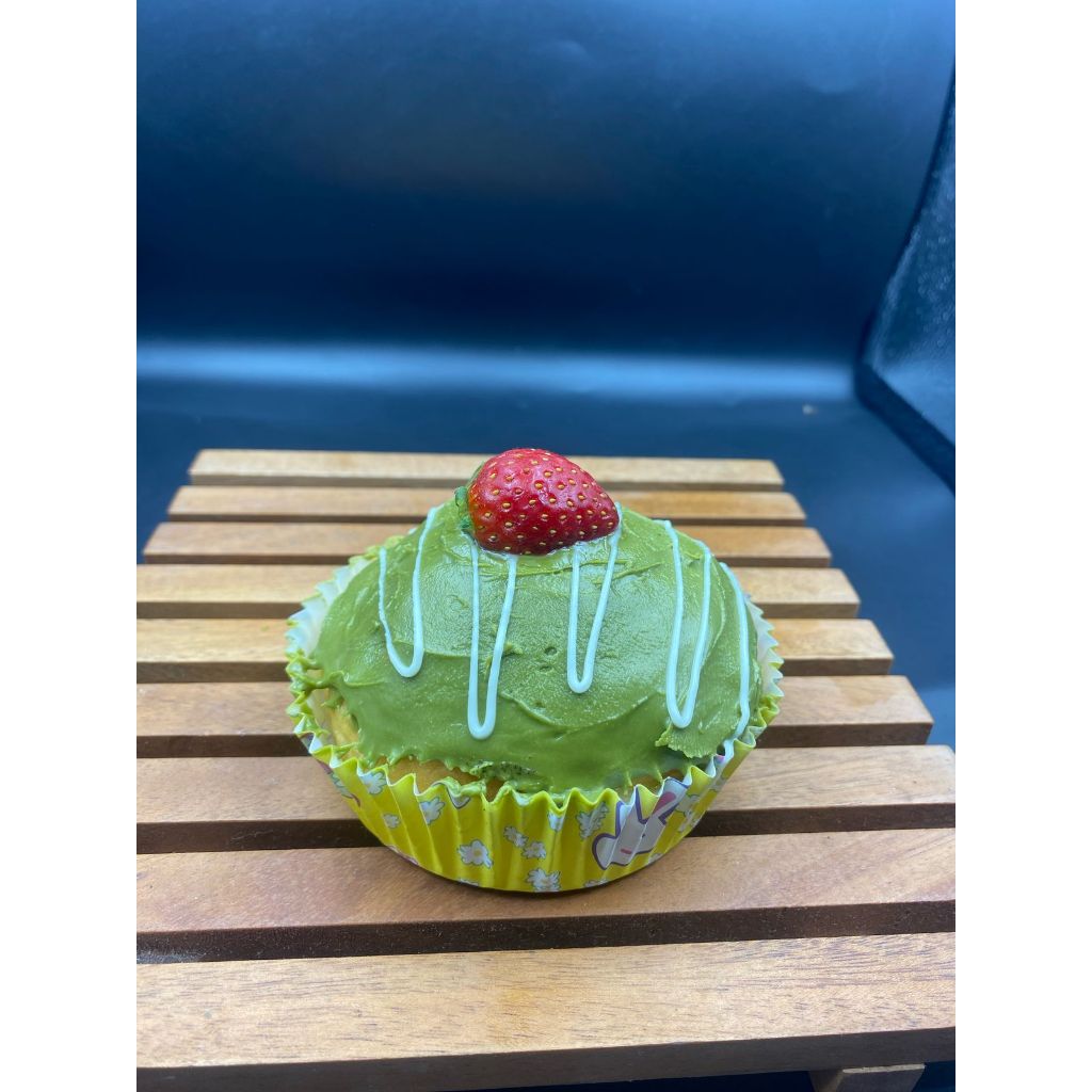 

Etty"s Bakery - Roti Matcha dengan isian vla vanilla