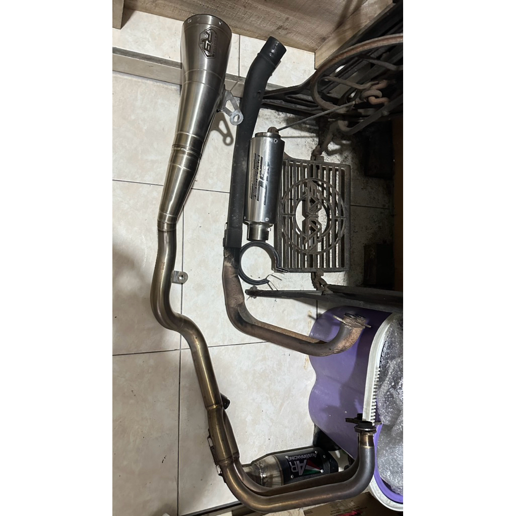 Knalpot R9 GP Series Ninja 250fi Fullsystem