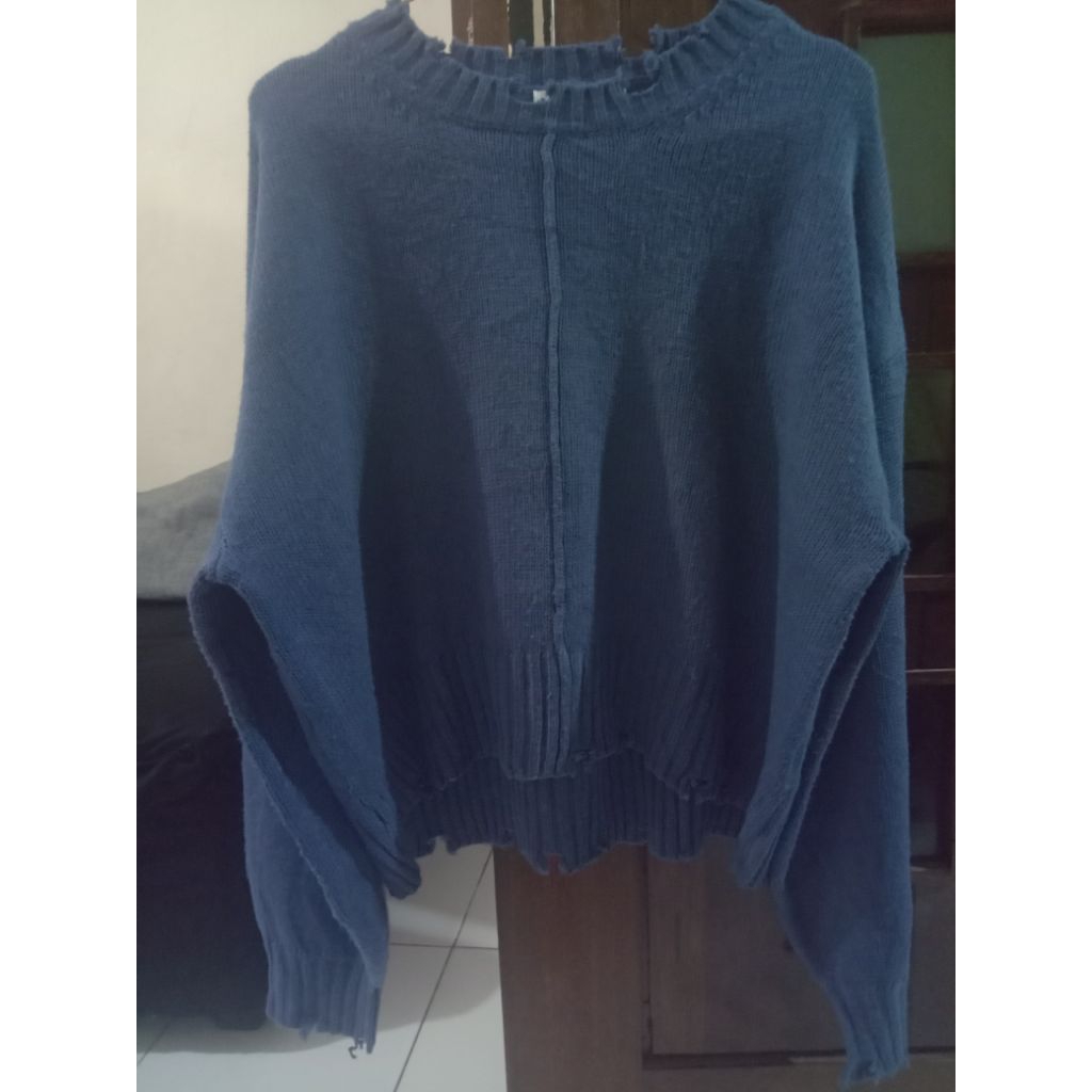 sweater denim ripped