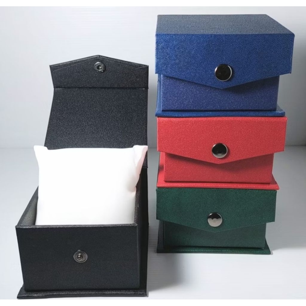 BOX JAM KANCING. KOTAK JAM. KOTAK KADO. BOX HAMPERS 10x10x8