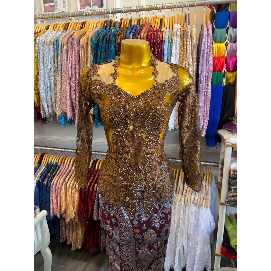 Kebaya Modifikasi | Kebaya Bali | Kebaya Payet | Kebaya Semifrancis | Kebaya Bali Modern