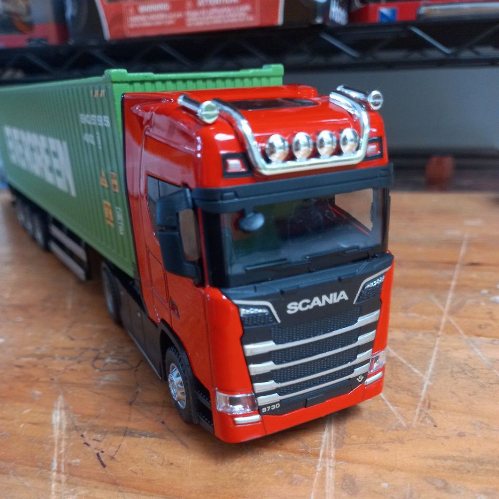 Diecast Miniatur truck scania kontainer full metal