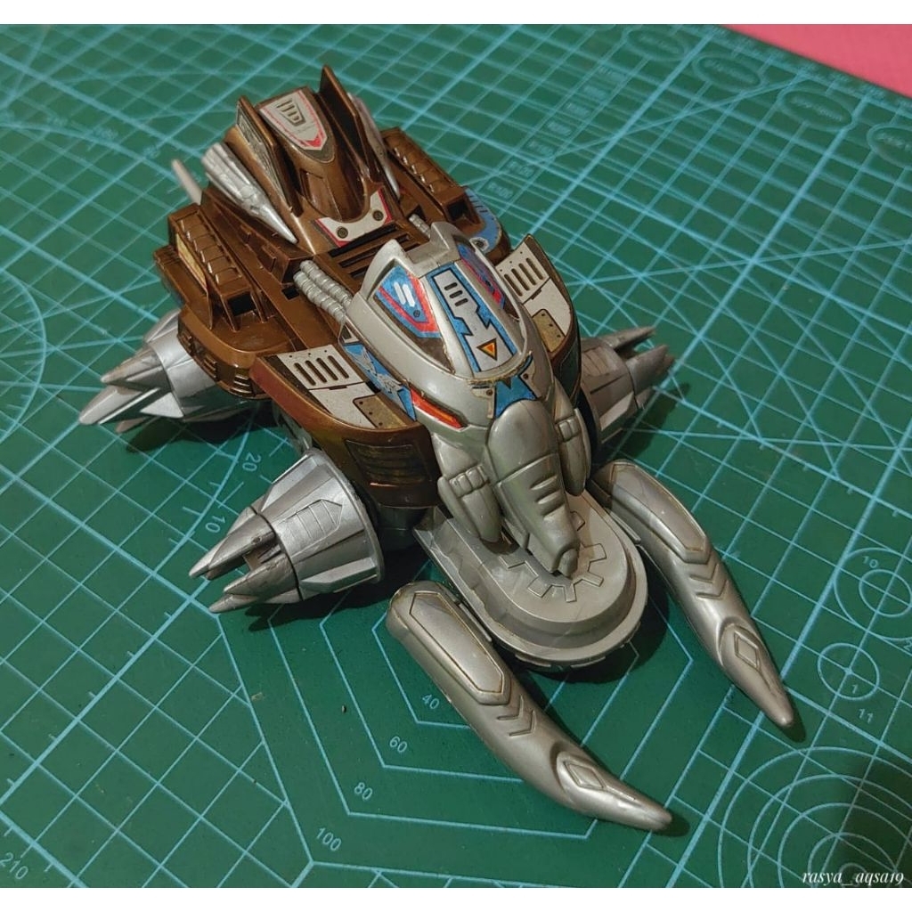 Crush Gear auldey giant elephant