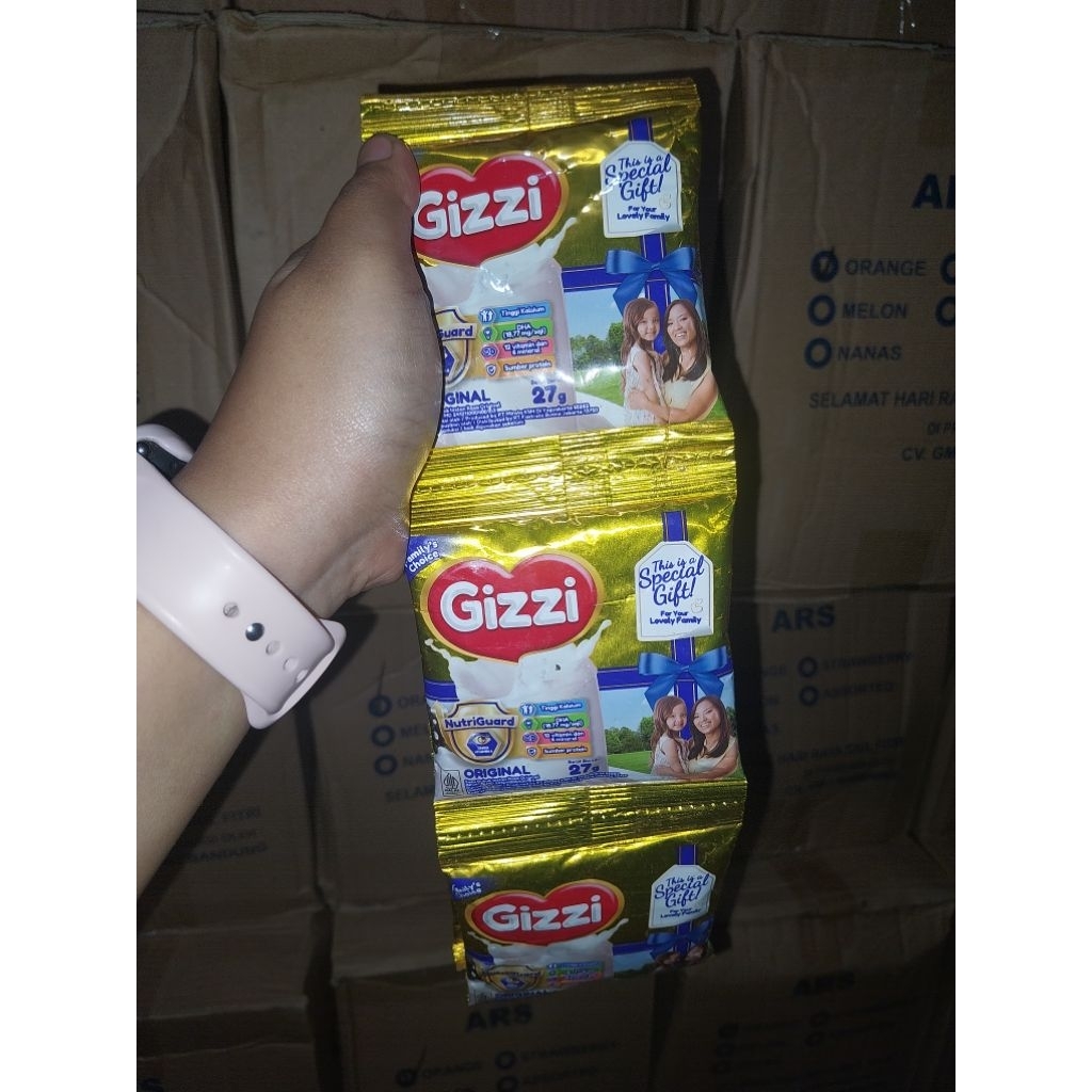 

GIZZI SUSU BUBUK RASA VANILA 27GR MILK POWDER 1 RENCENG ISI 12PCS PALING MURAH