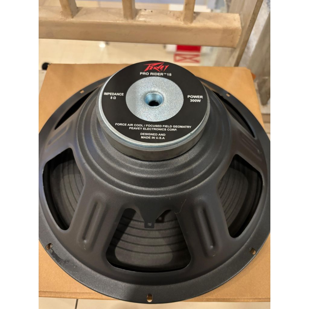 Speaker Komponen Peavey Pro Rider 15 Inch 300 Watt - Komponen Speaker - 300 watt