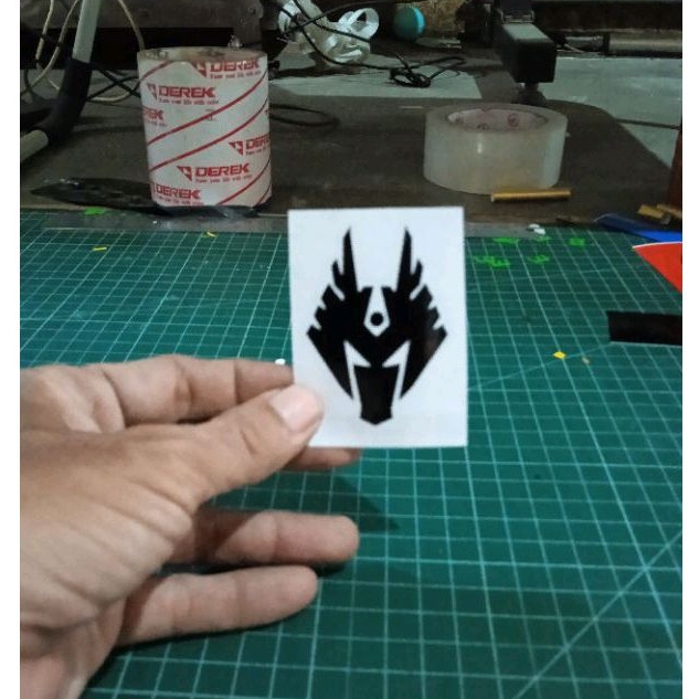 STIKER KAMEN RIDER | CUTTING STICKER MOTOR HELM LAPTOP