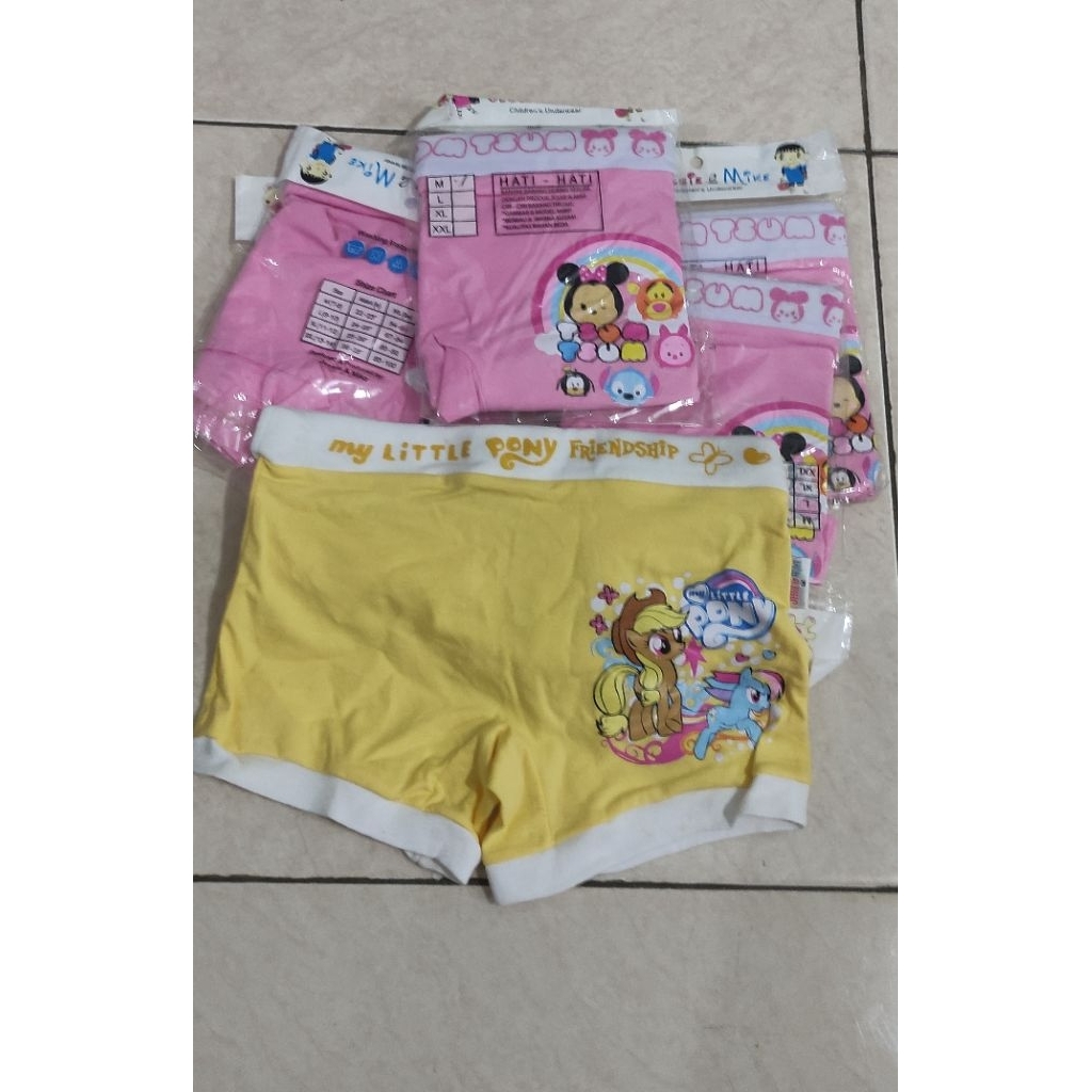 cd anak perempuan 3-4 th jessie n mike