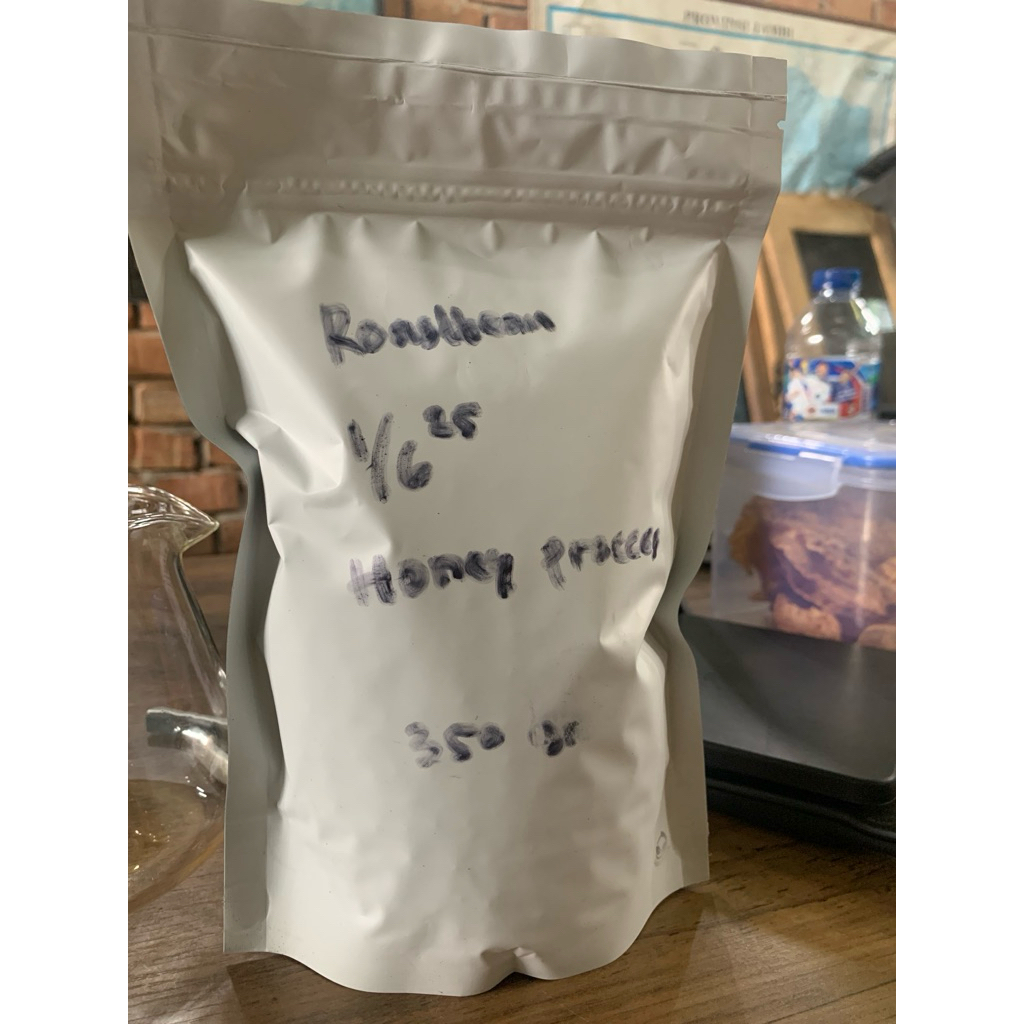 

roastbean robusta coffee