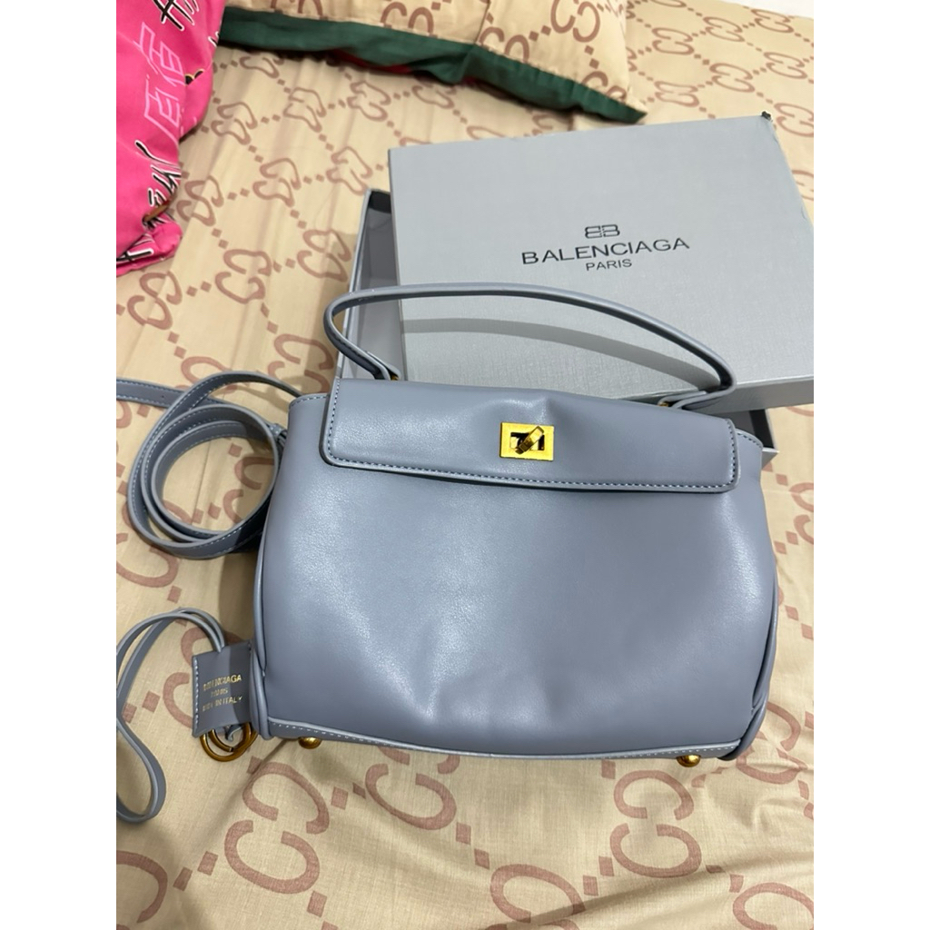 tas ala balenciaga preloved