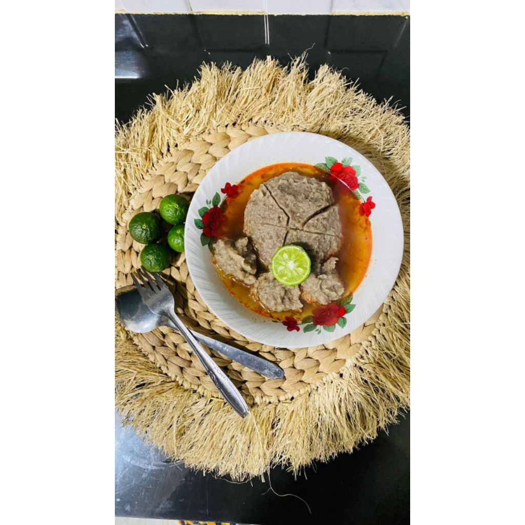 

Baso Ikan Malingping Kuah Merah Isian Mercon