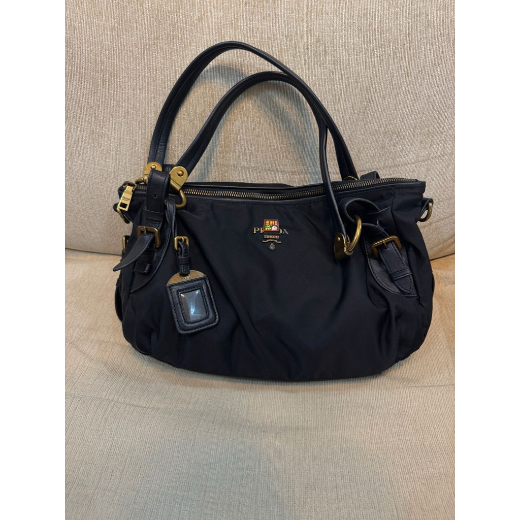 HARGA NETT preloved vintage prada nylon