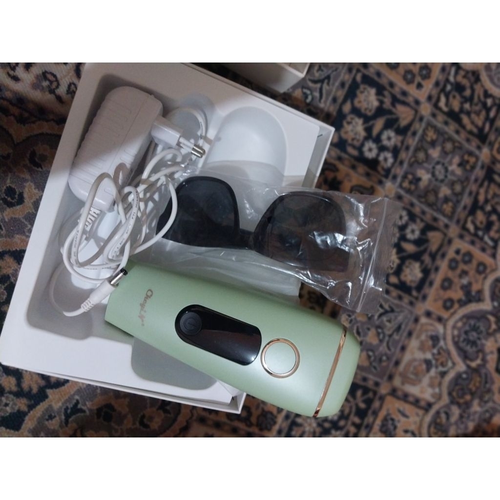 PRELOVED - IPL HAIR REMOVAL PERMANENT TREATMENT 9999999 FLASH