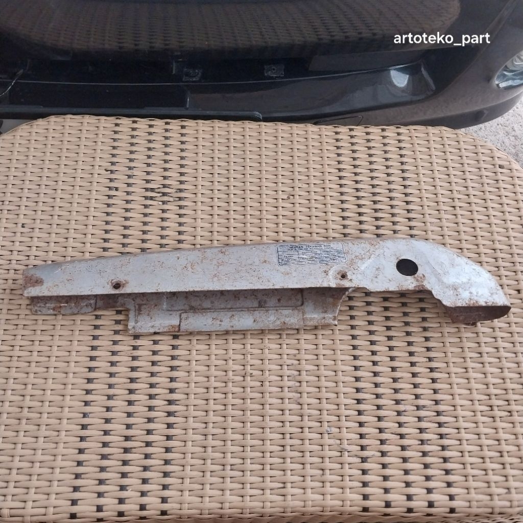 KATENGKAS TUTUP RANTAI ATAS SUZUKI CRYSTAL RC110 RC 110 ORIGINAL