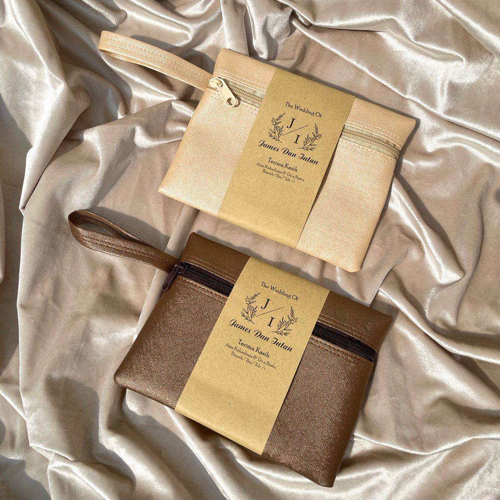 POUCH ZIPPER SOUVENIR PERNIKAHAN/SOUVENIR MURAH