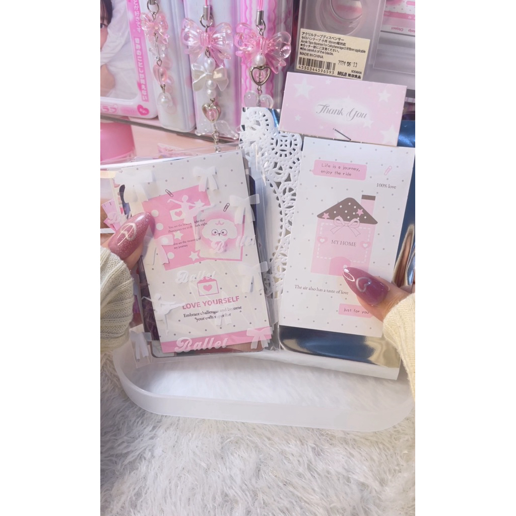 

Extra packing & freebies! And video packing