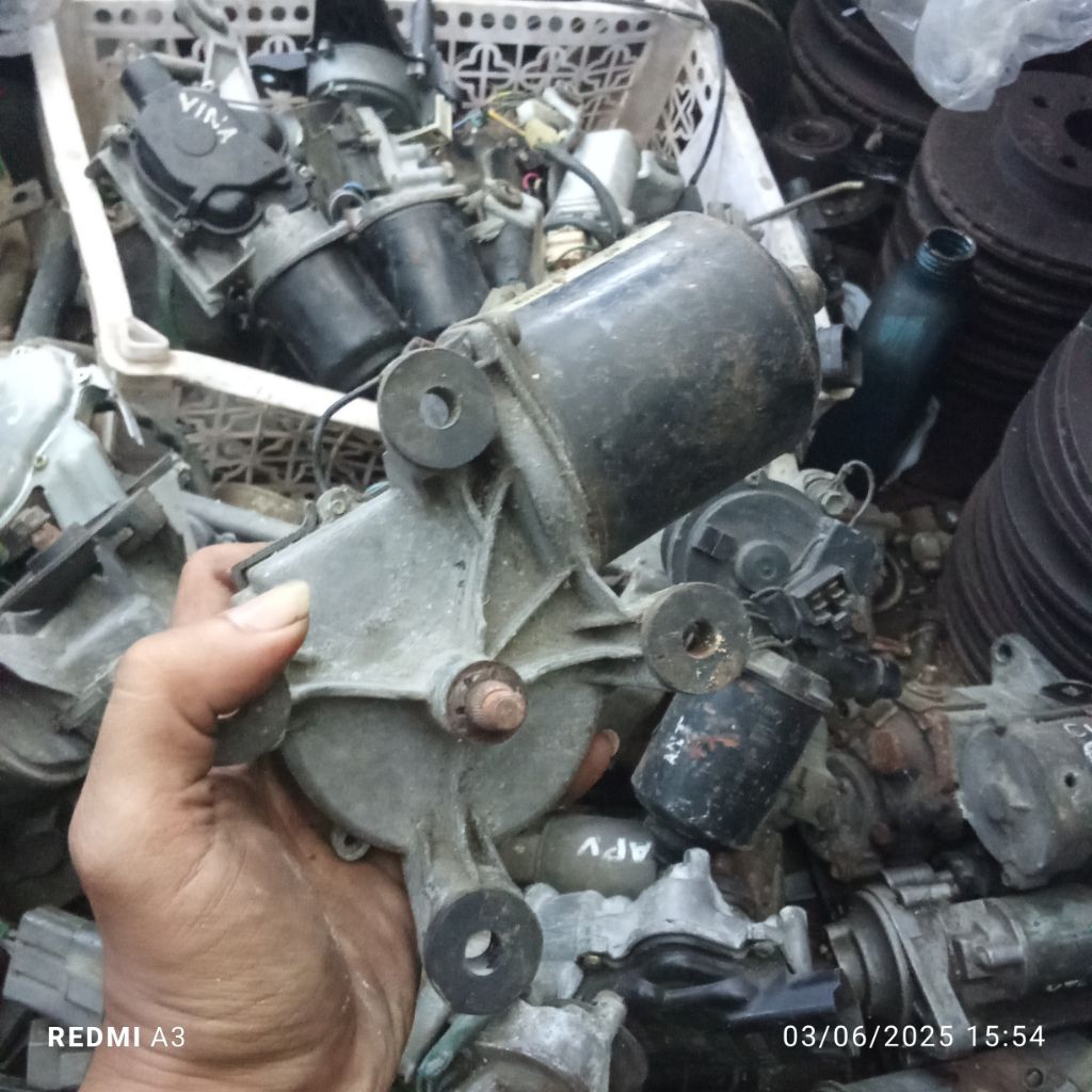 dinamo wiper Suzuki Escudo XL7 v6