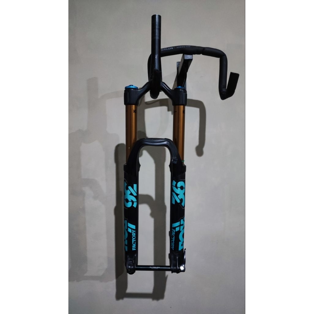 Fork sepeda MTB FOX 36 roda 27.5 Travel 160mm TA15x110 Boost ,kondisi normal siap pakai