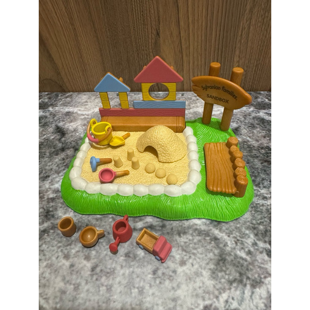 preloved sylvanian - rare - SANDPIT
