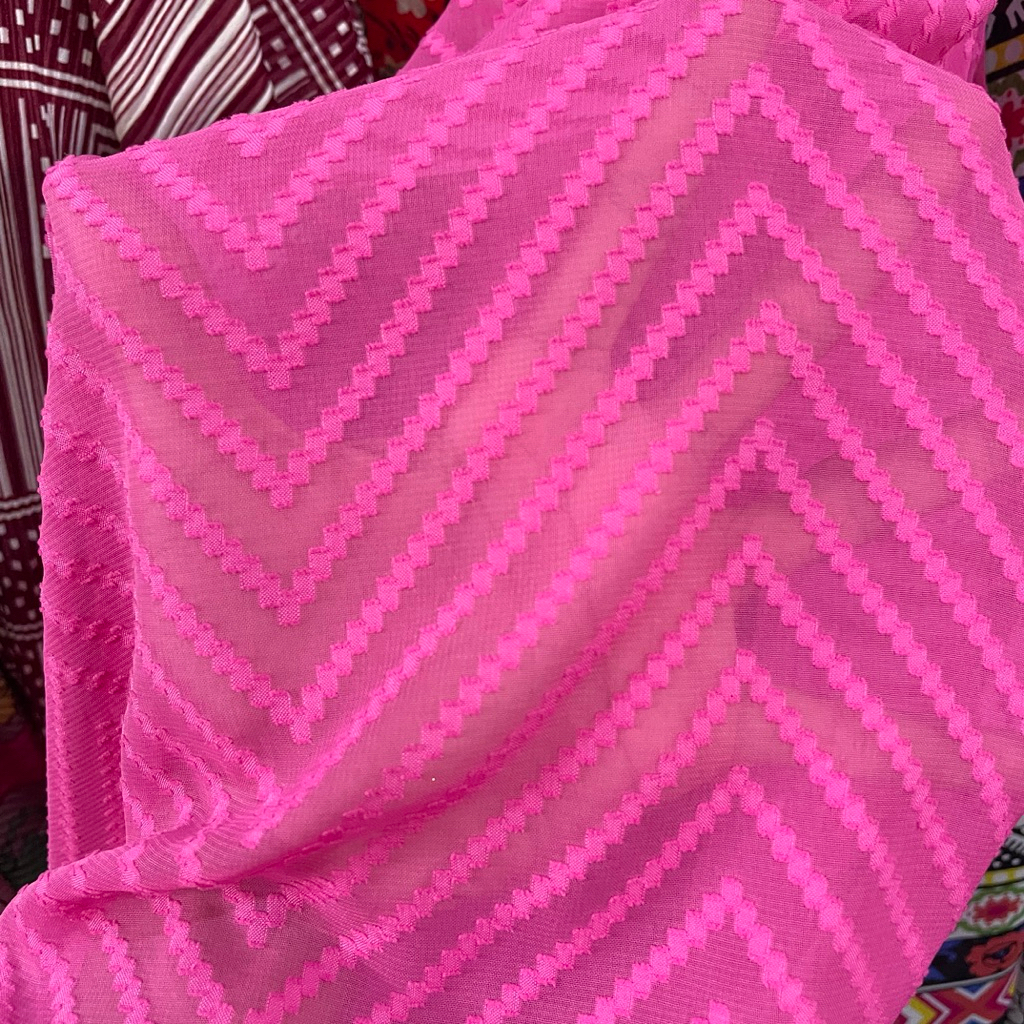 kain sifon uragiri ziqzaq premium - kain sifon uragiri korea - kain sifon citru - warna pink fanta p