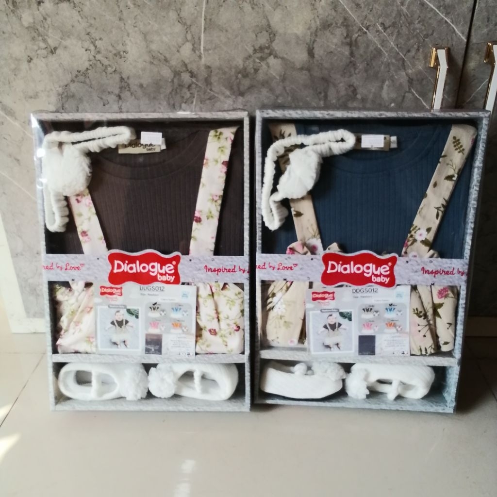 Dialogue Baby Gift Set Newborn 1 Set Dress, Sepatu, Bandana Set Pakaian Lucu Bayi Cewek Newborn