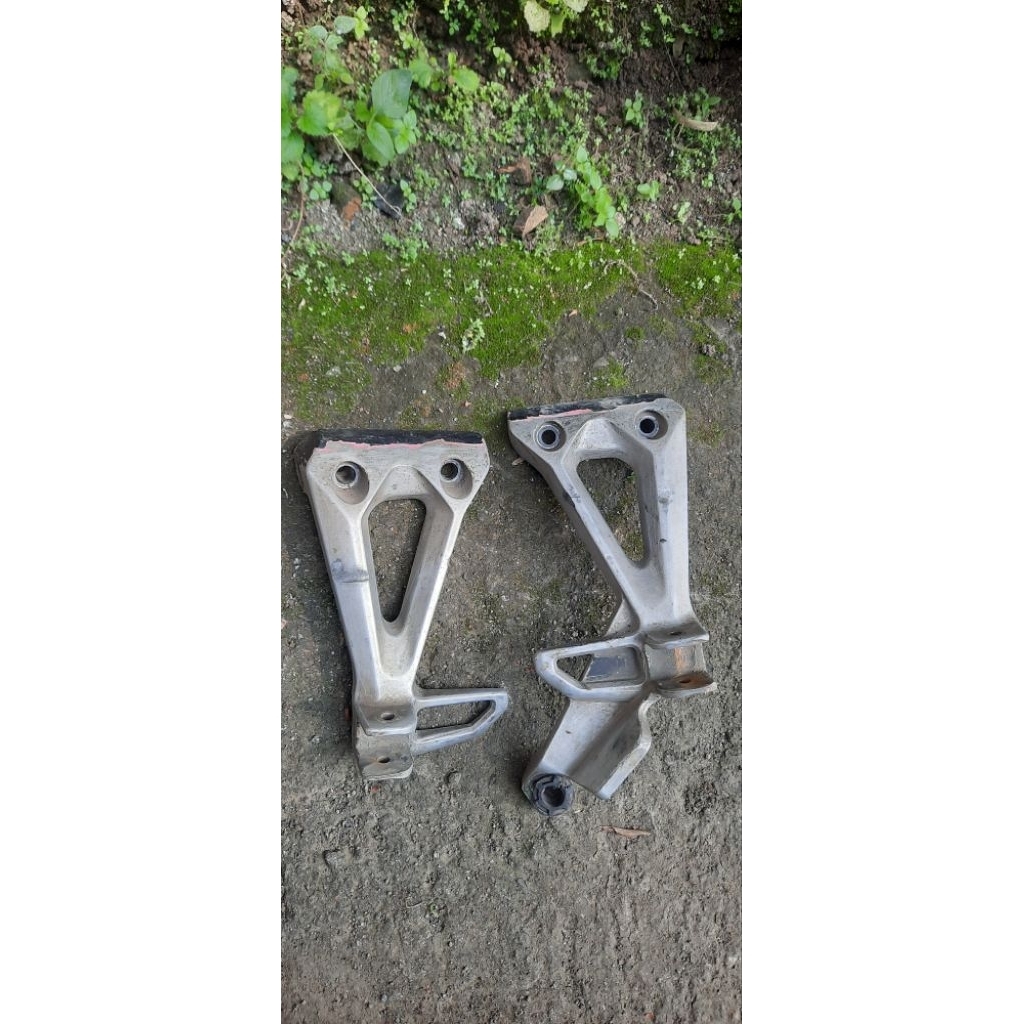 Postep belakang Absolute revo original lepasan motor bekas