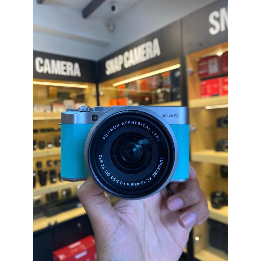 FUJIFILM X-A5