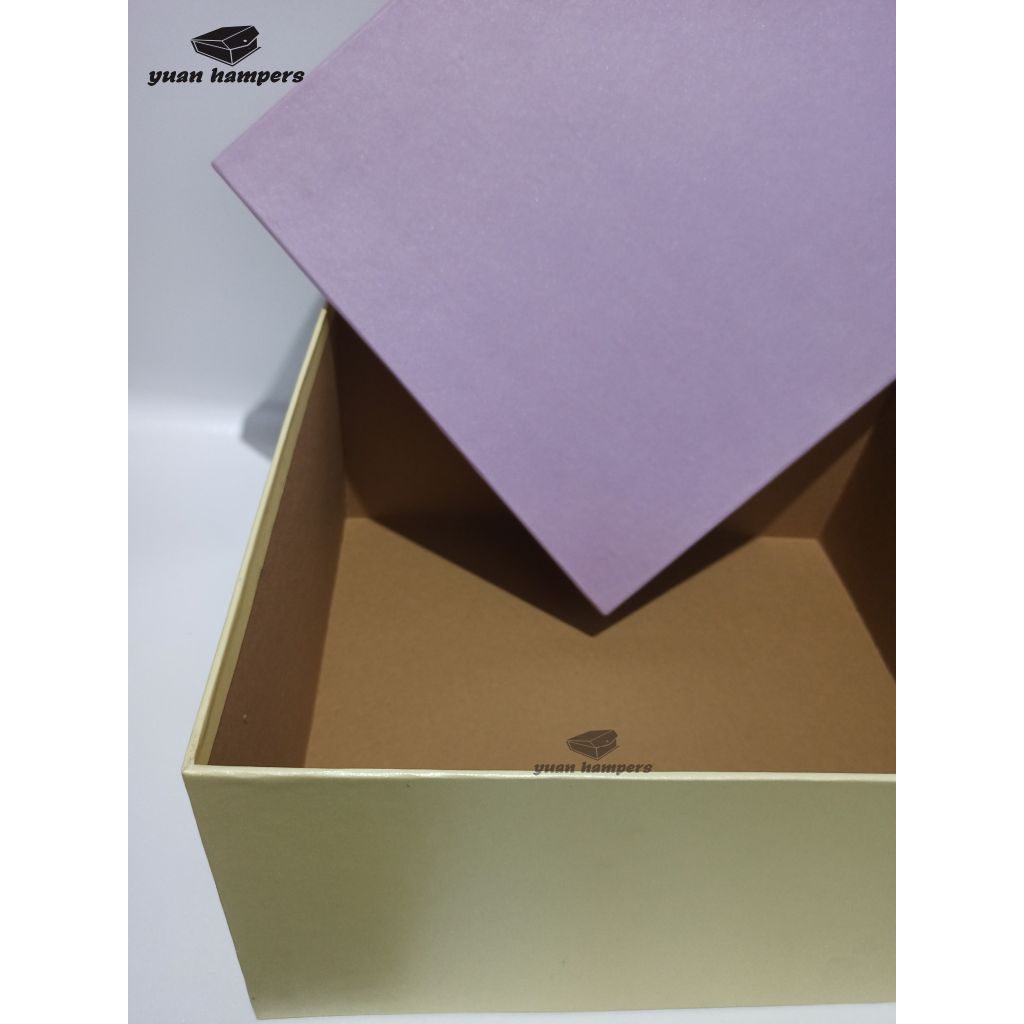 

[45*35*20] Hard Box Cream x Violet