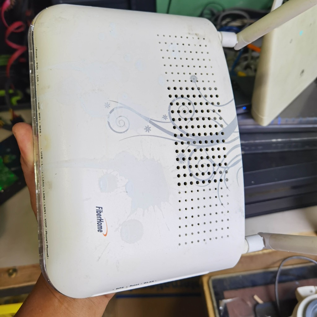 FIBERHOME AN5506-04 / ONT AN5506-04-FS / FG