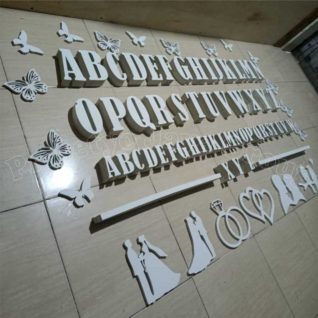 

Abjad A - Z Papan Bunga Tinggi 10cm Bahan Spon Eva Tebal 1cm Alfabet A - Z