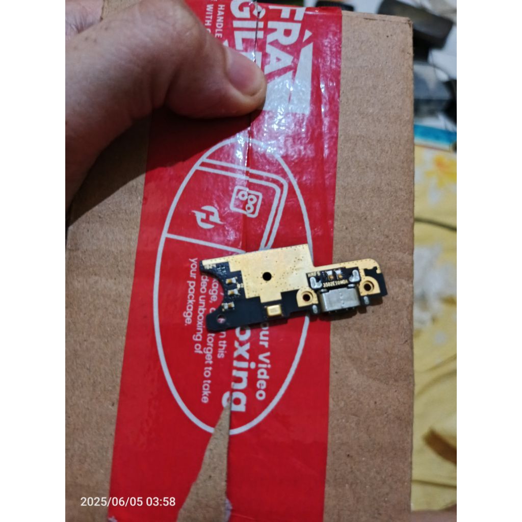 Papan Cas PCB Poco F1 Copotan Mines