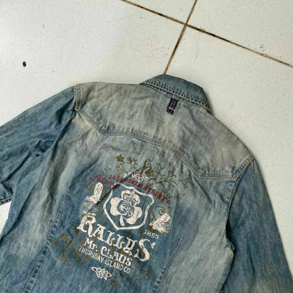 Kemeja denim y2k by THURSDAY ISLAND