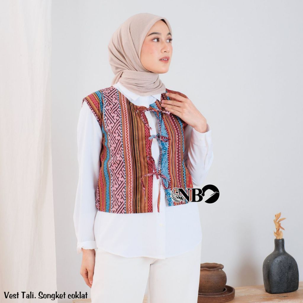 Vest Batik Wanita Rompi Batik Wanita