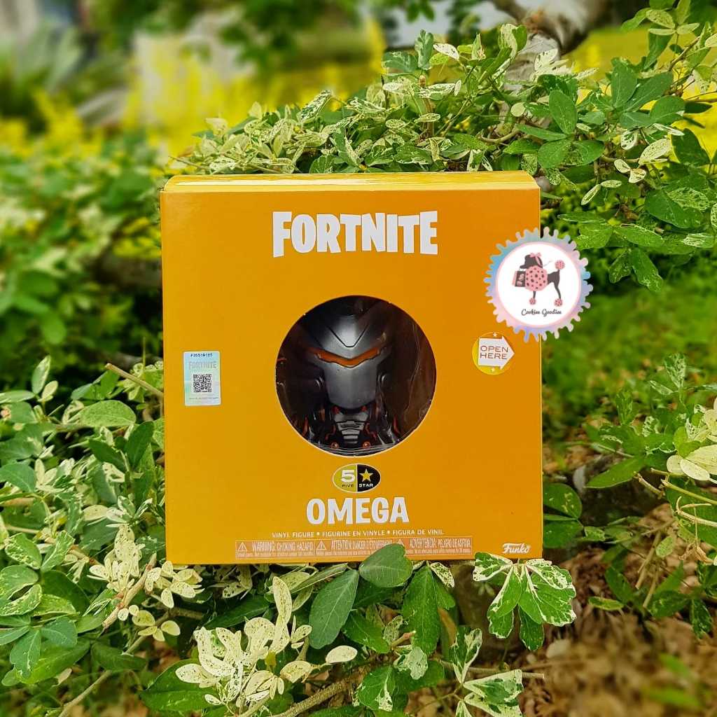 Funko 5 Star Games Fortnite - Omega with Pickaxe & Clinger Grenade